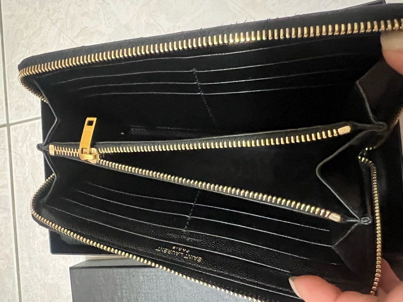 Y MONOGRAM wallet