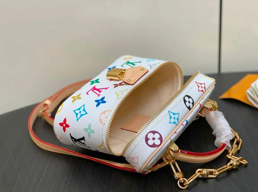 Vanity Chain Pouch