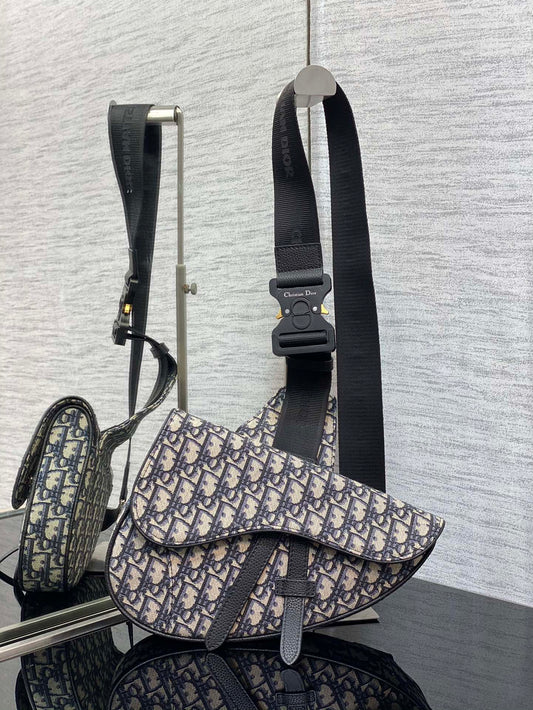 Dior Saddle Crossbody Bag Blue 26x19x4.5cm