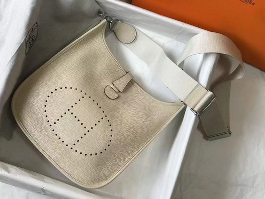H Evelyne29 new arrival 02 size : 29*30 cm