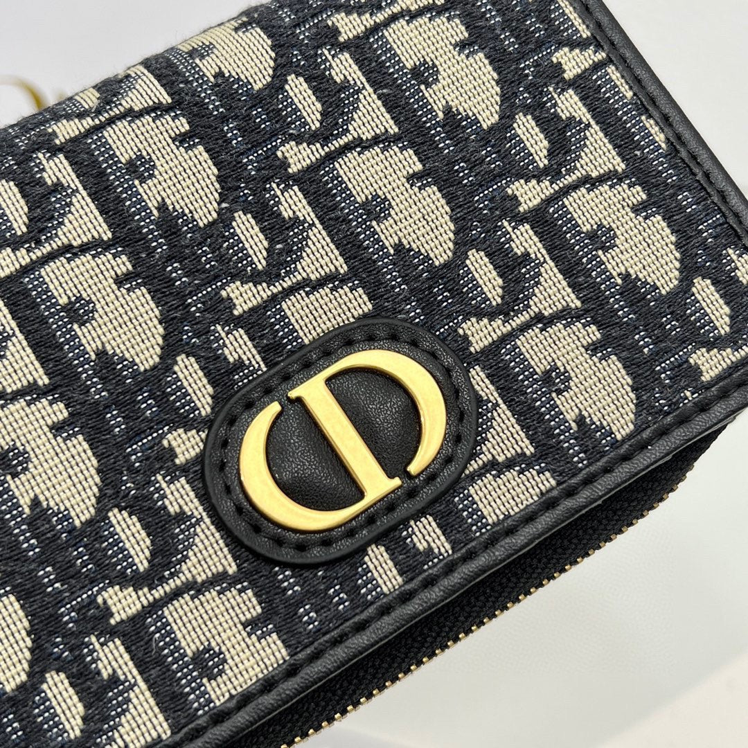 D new arrival wallet size: 13.5*9.5*3.5