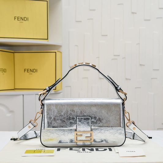 Fen new arrival BAGUETTE bag size: 27*15*6