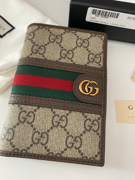Ophidia Passport Cover