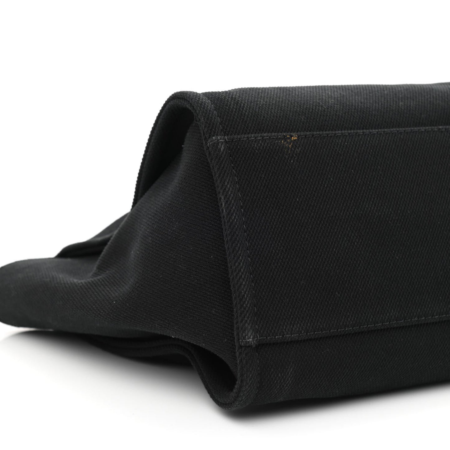 cc Canvas Pearl Medium Deauville Tote Black