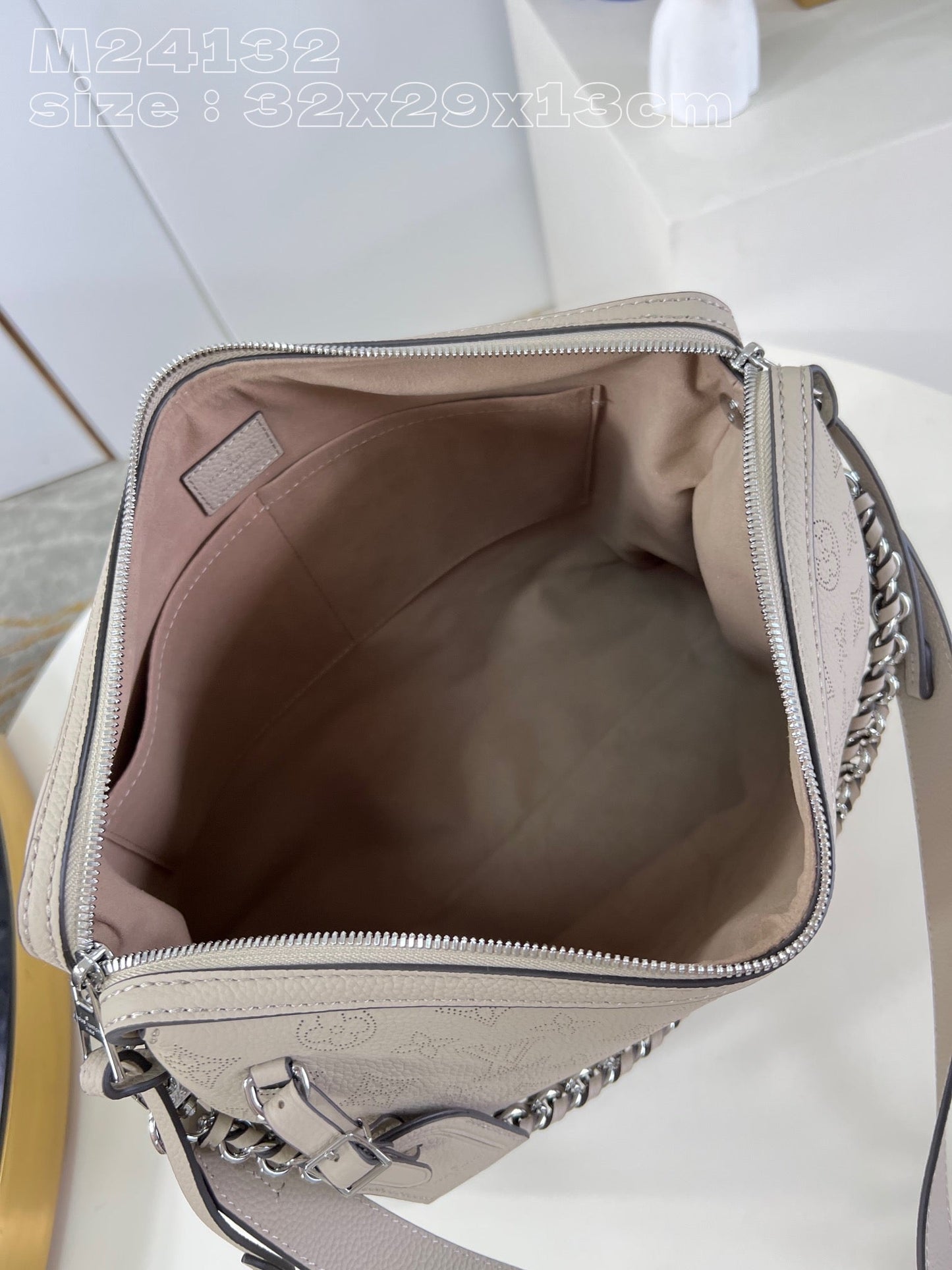 Louis Vuitton Mahina Hand It All Bag Coffee M24132, 32x29x13cm
