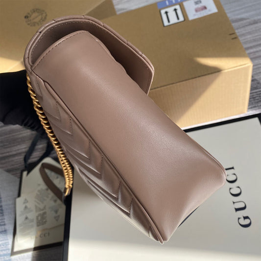 GG Marmont medium shoulder bag
