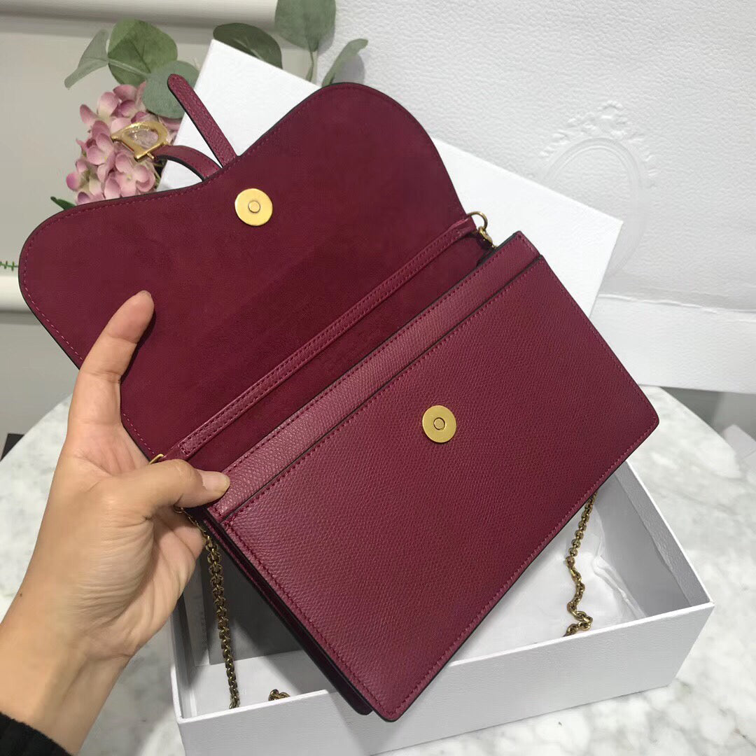 D Bordeaux Calskin Saddle Chain Clutch