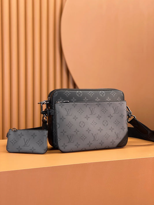 Louis Vuitton Trio Messenger Bag 25x18.5x7cm