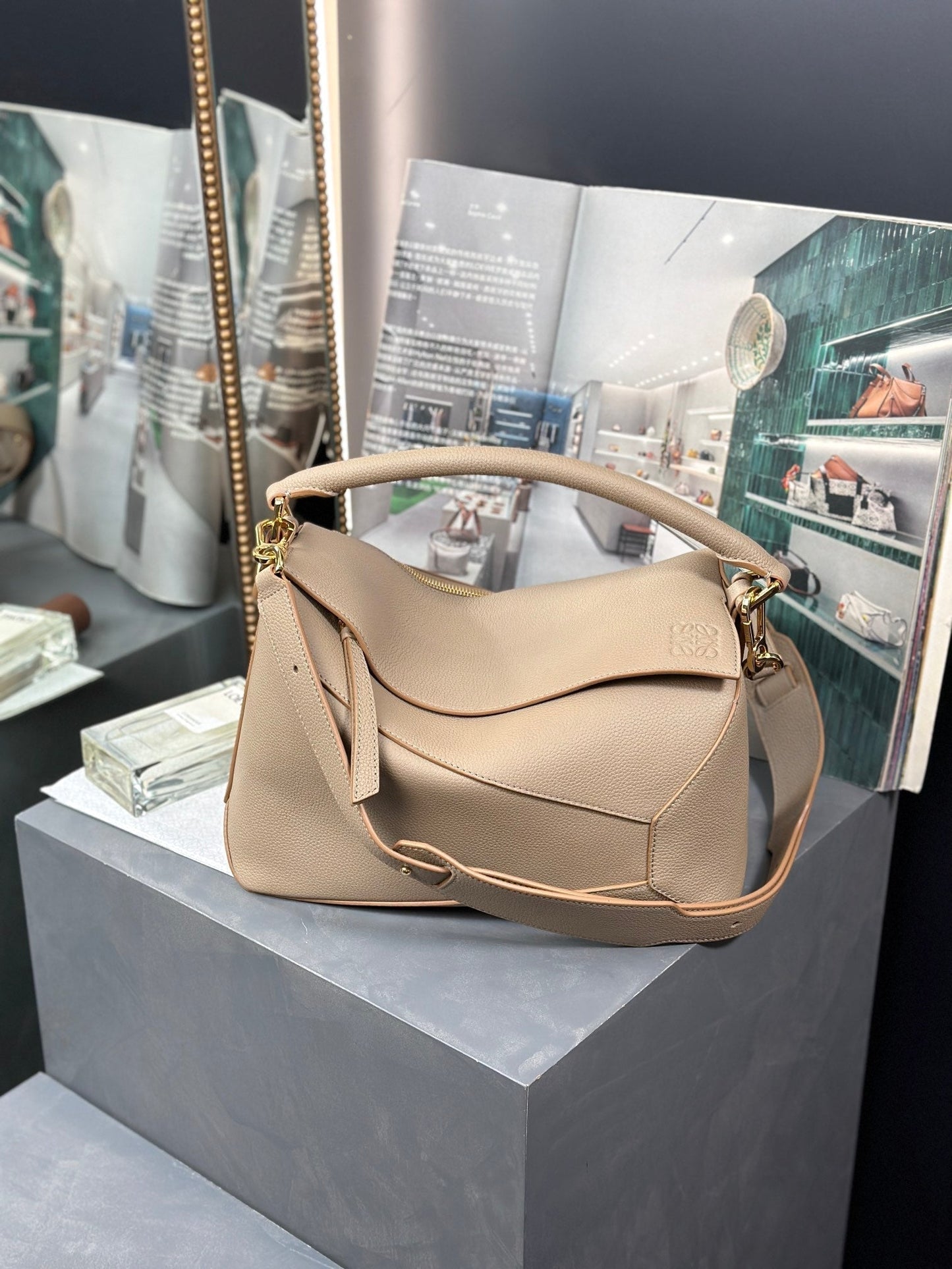 LOEWE Puzzle Edge Anagram Tote Bag Apricot , 29*19.5*14cm