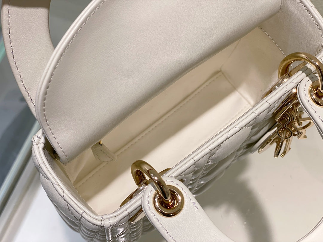 Lady Dior Bag Latte Cannage Lambskin Bag White 17x15x7cm