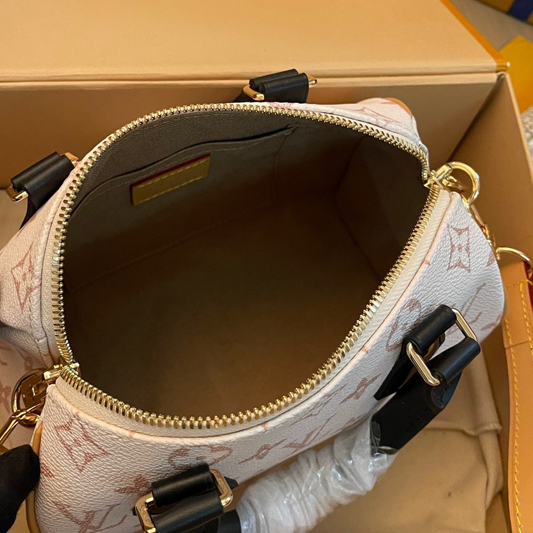 Louis Vuitton LV Speedy Bandouliere 2024 Bag 20x15x12.5cm