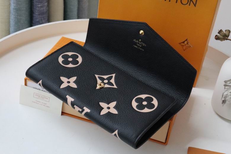 L Wallet 19.5X10.5X2.5cm 09