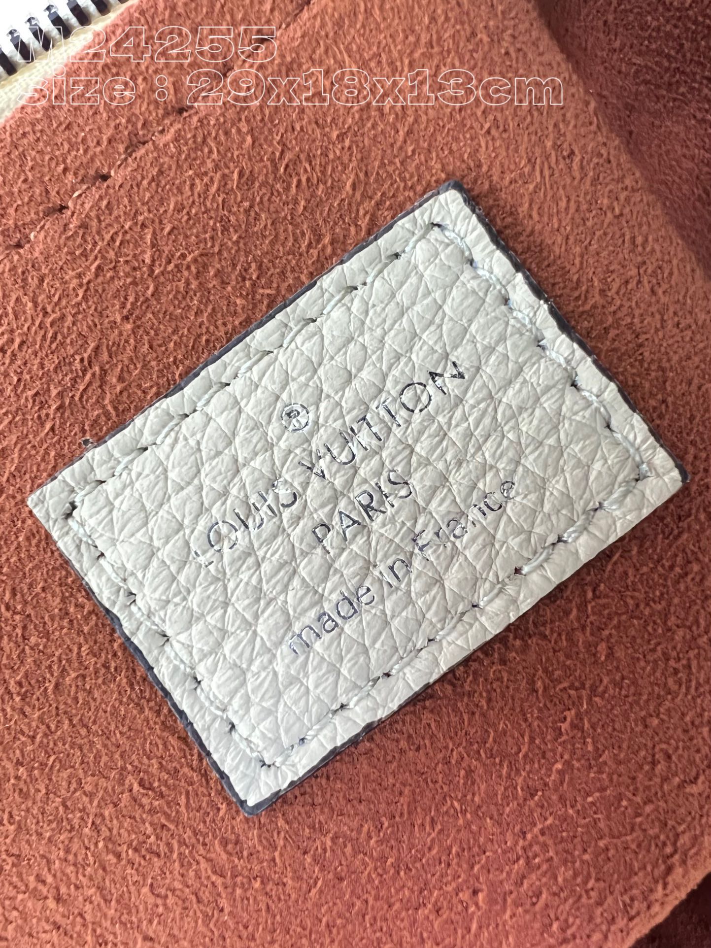 Louis Vuitton M24255 Mahina Hand It All Bag 29x18x13cm