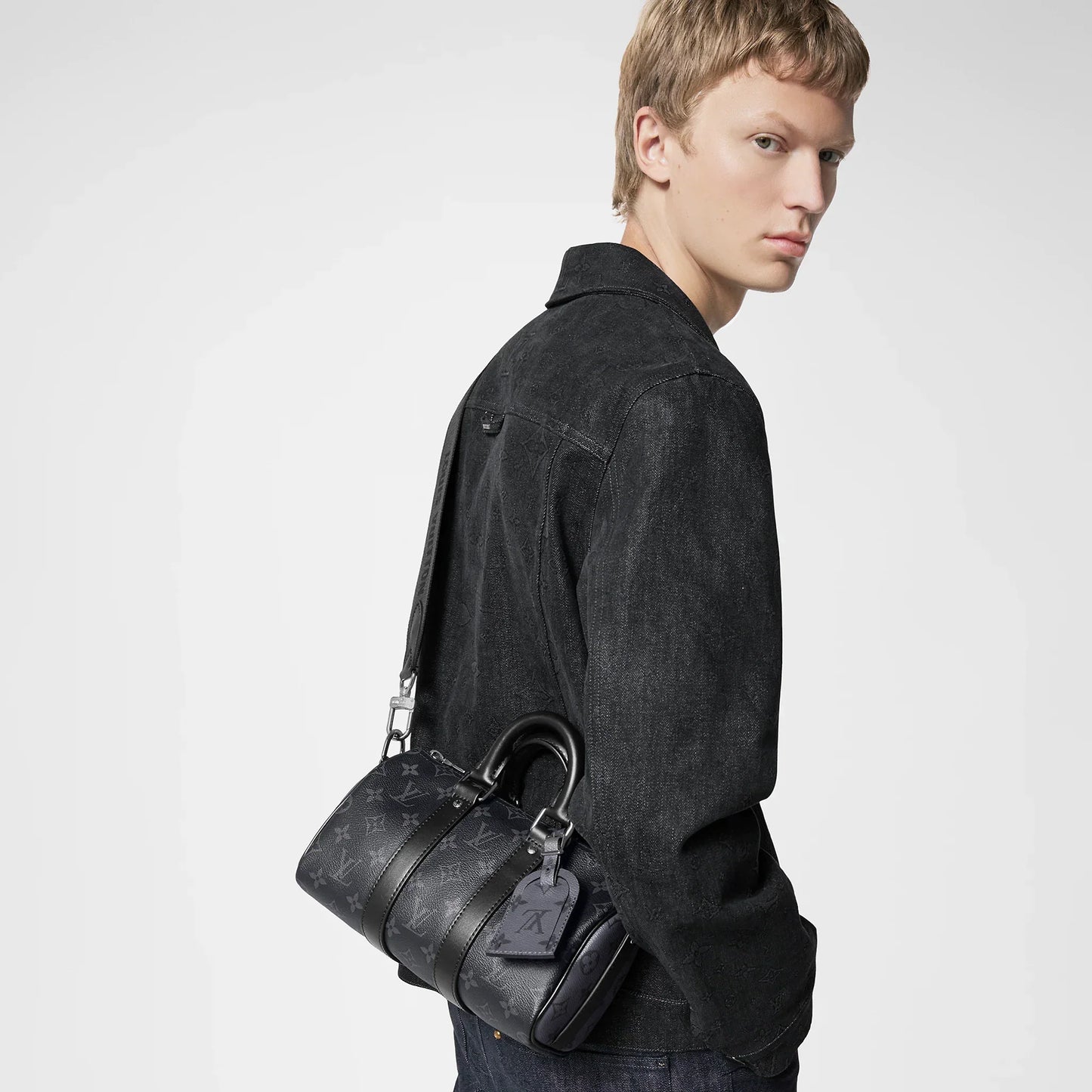 L Keepall Bandouli��re 25 M46271