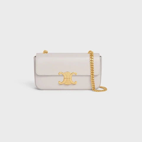 CHAIN SHOULDER BAG TRIOMPHE IN SHINY CALFSKIN CHALK