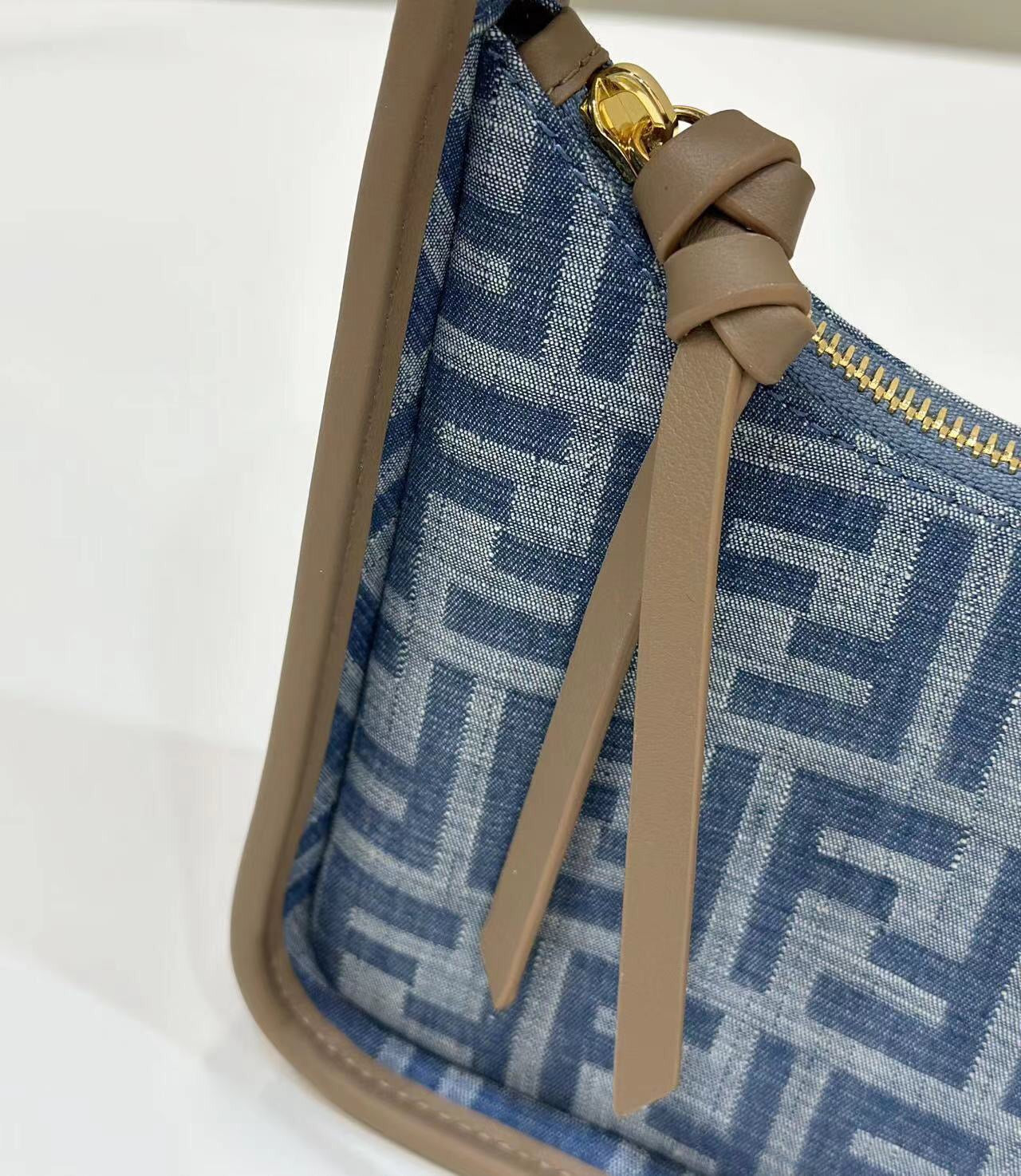 Essence Bag