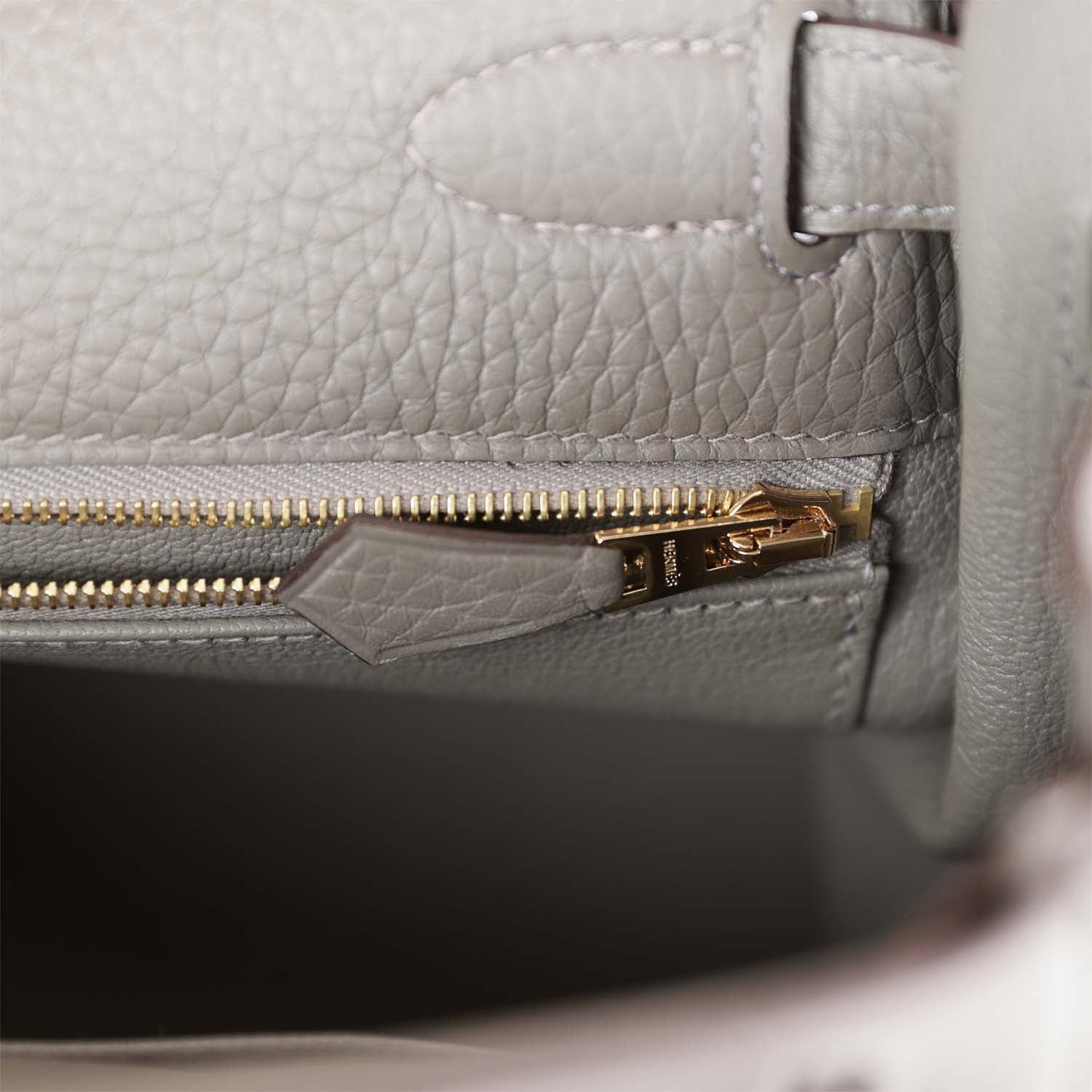 H Kelly Retourne 28 Gris Meyer Clemence Gold Hardware