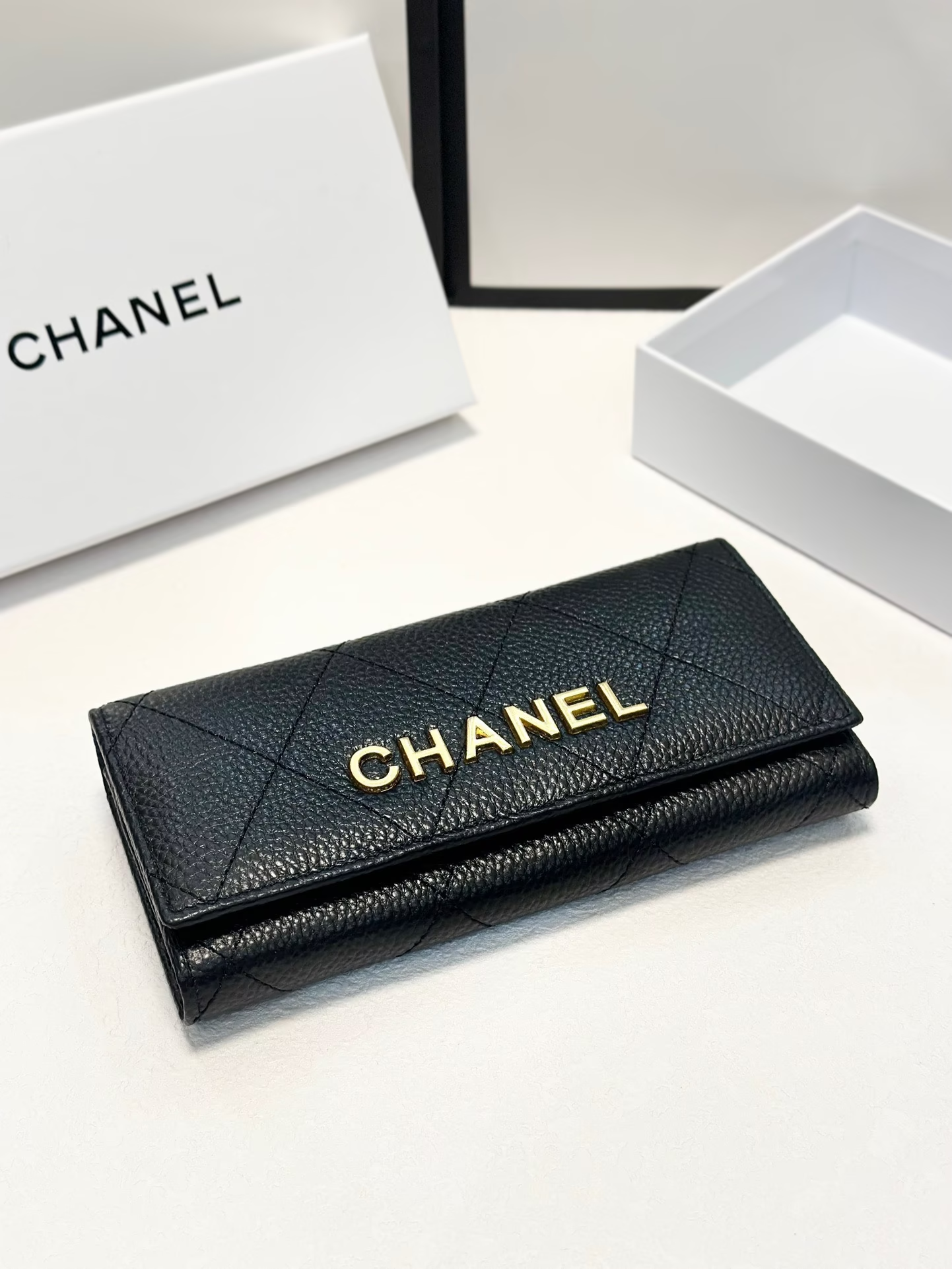 Cc new arrival leather wallet 002 size: 19*10 cm