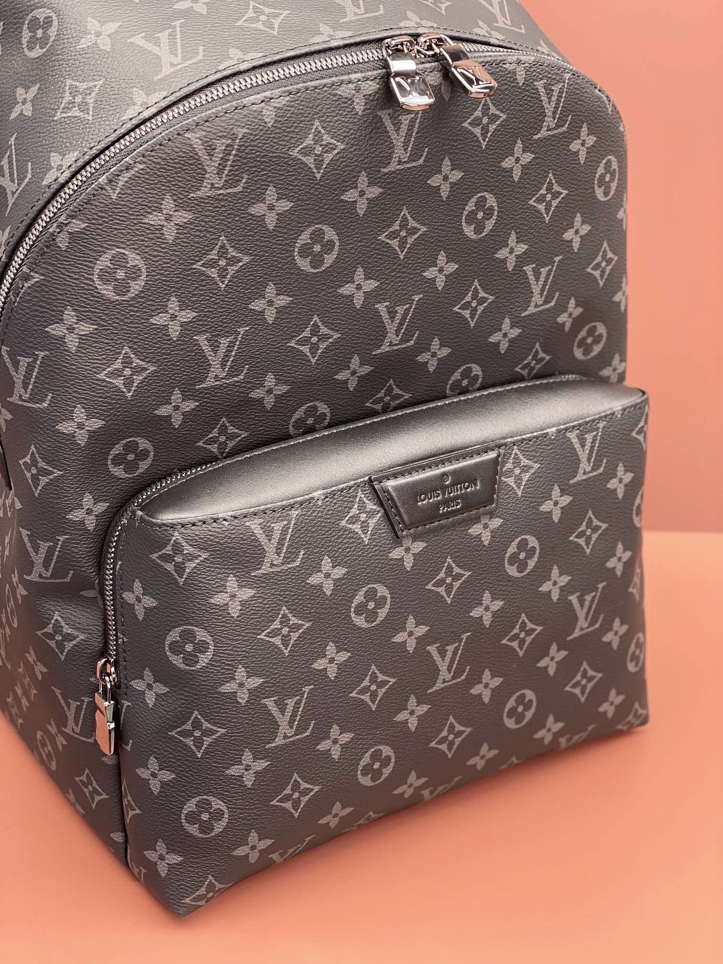 Louis Vuitton M43186 LV DISCOVERY BACKPACK Bag 30x40x20cm