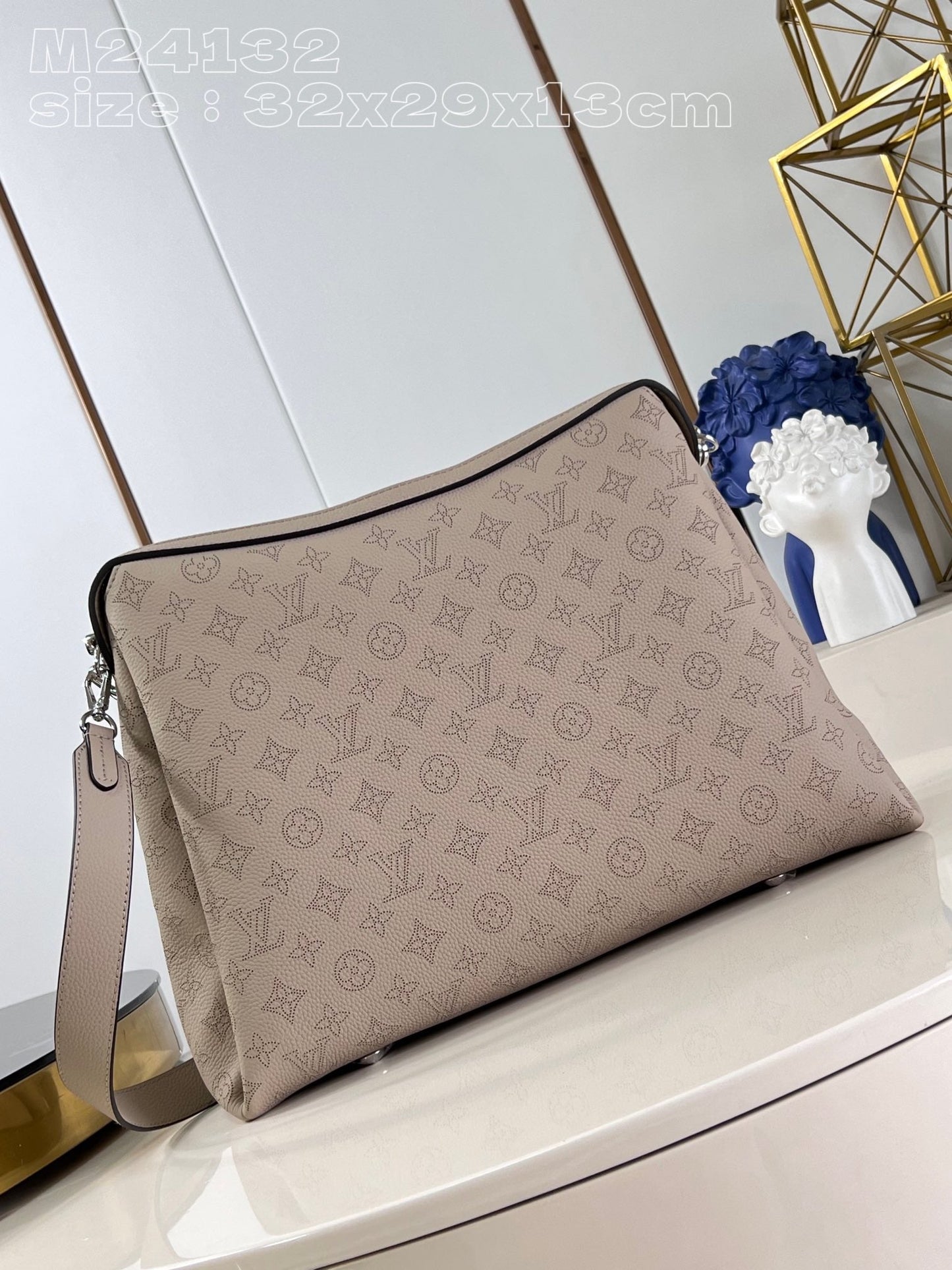 Louis Vuitton Mahina Hand It All Bag Coffee M24132, 32x29x13cm