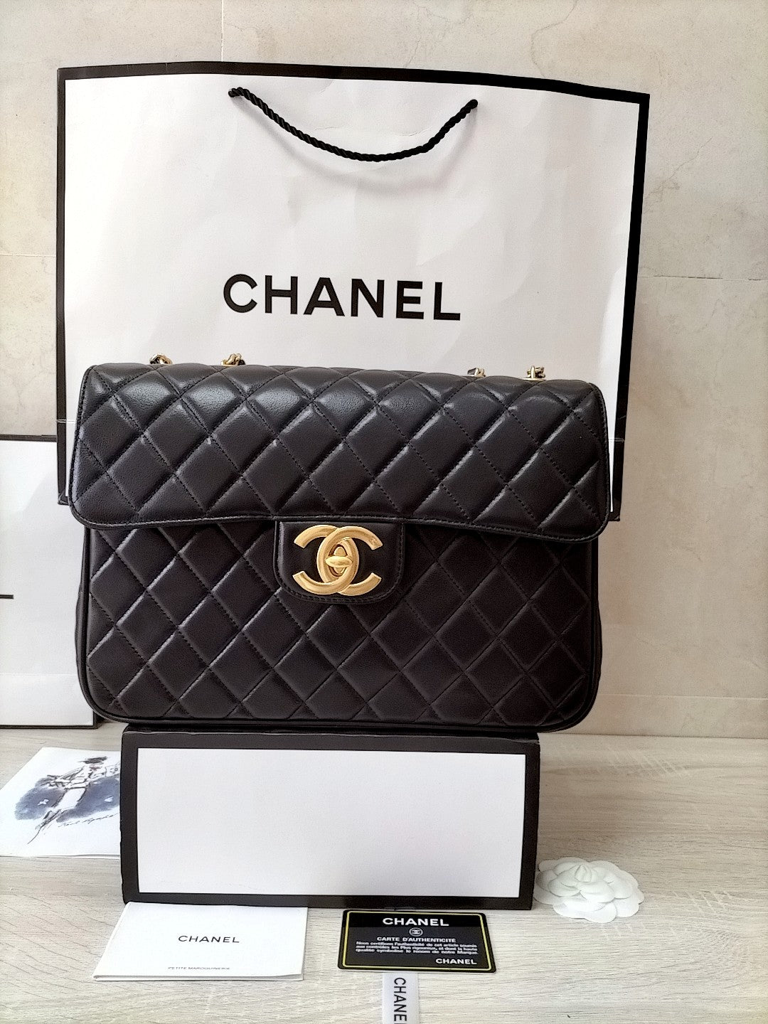 CC Classic Flap Bag size; 30*21*8cm