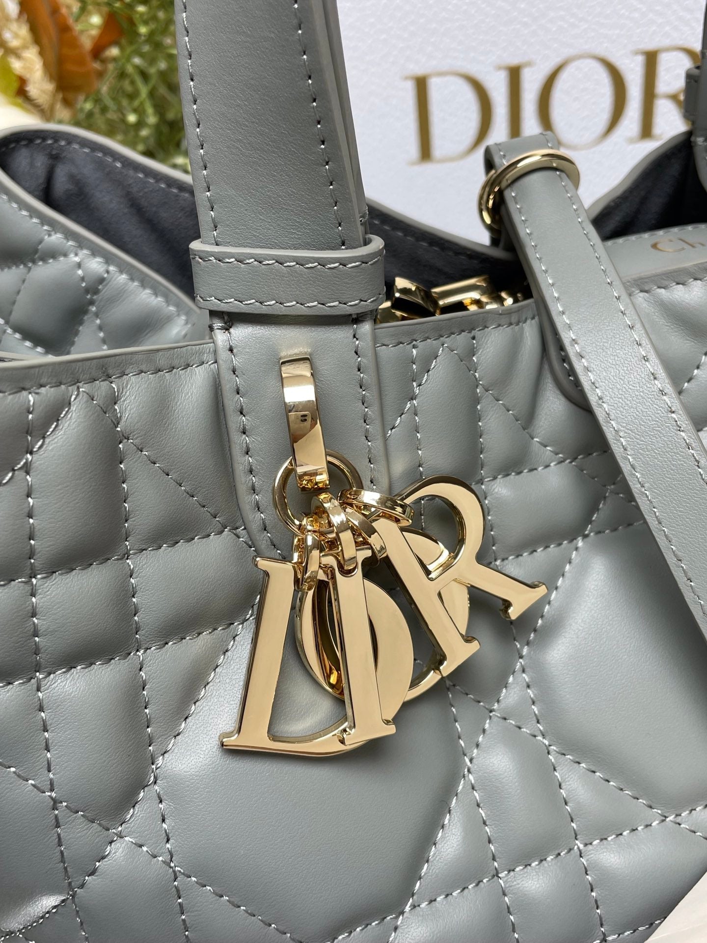 Medium Dior Toujours Bag Grey 28.5x19x21.5cm