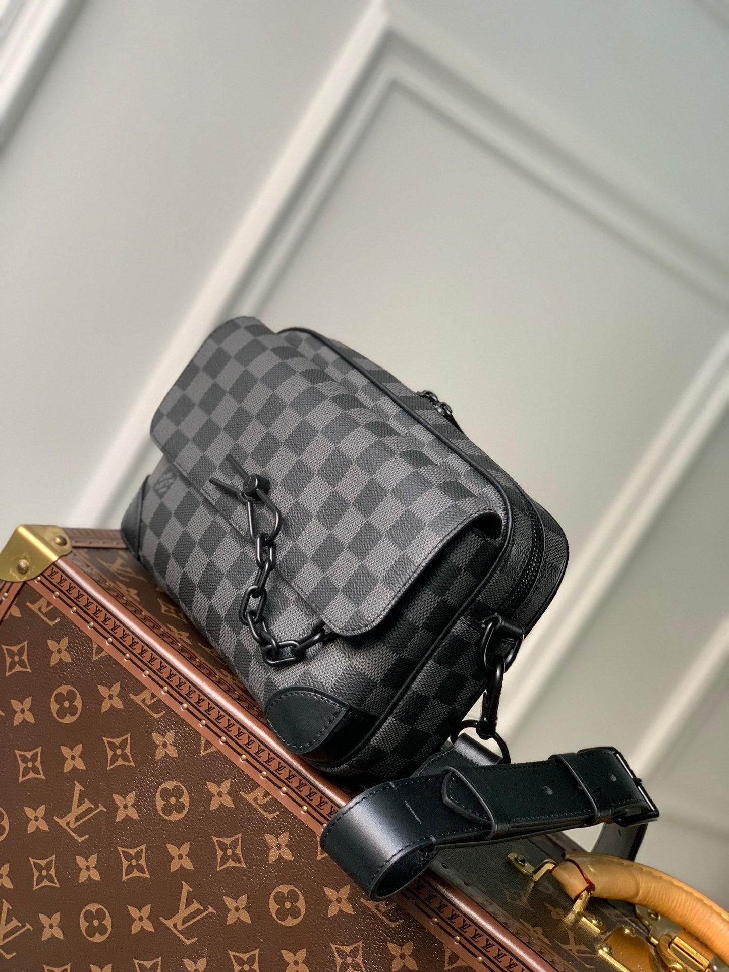 Louis Vuitton M46795 Steamer Bag 24x17x5cm Black