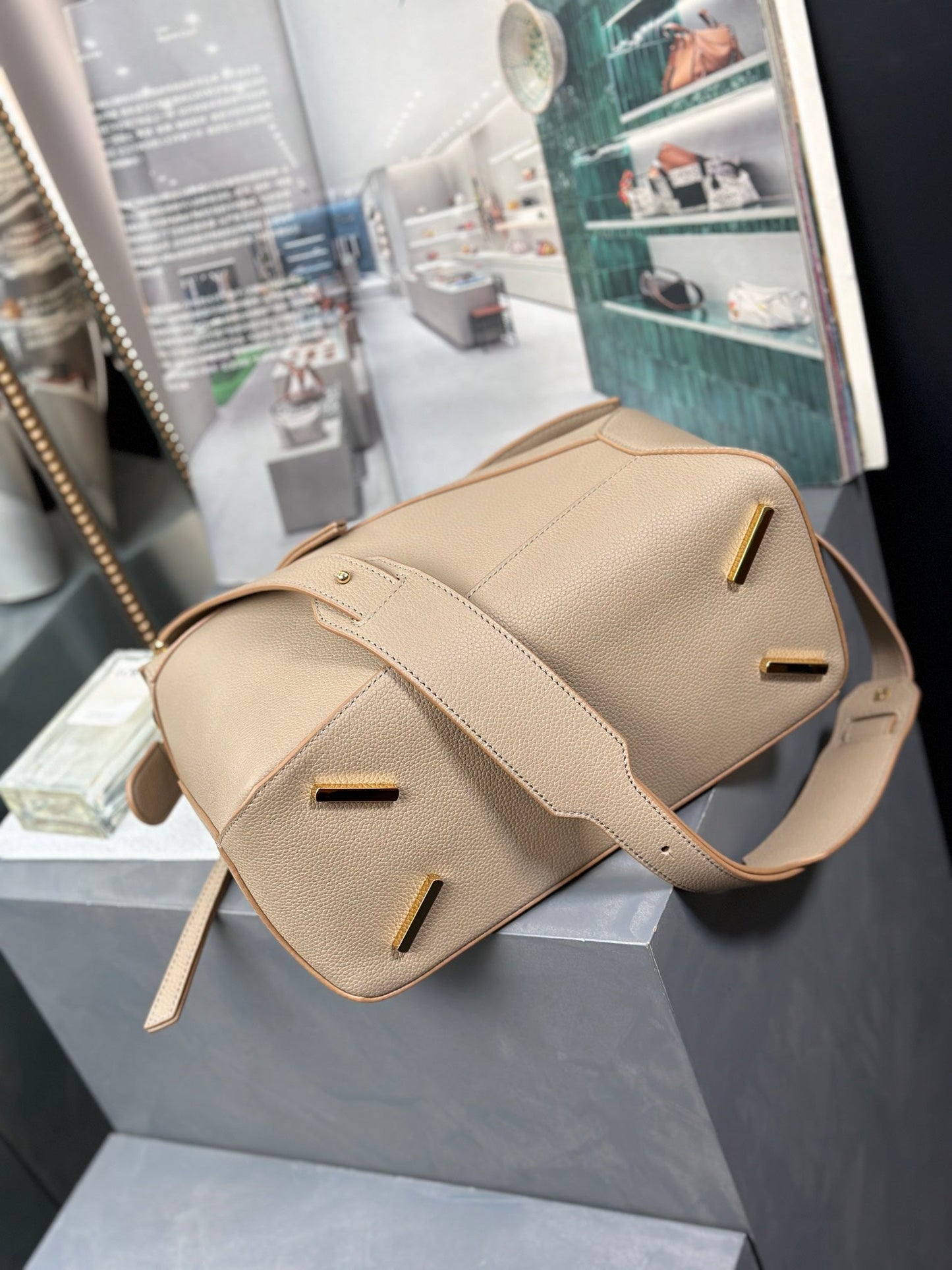 LOEWE Puzzle Edge Anagram Tote Bag Apricot , 29*19.5*14cm