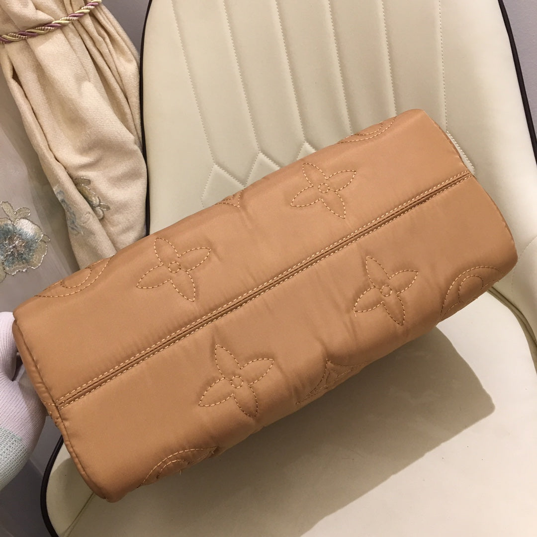 Louis new arrival winter onthego bag