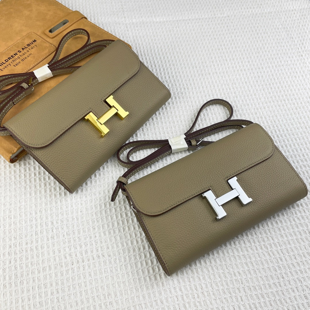 H Constance togo leather bag size:22*11cm