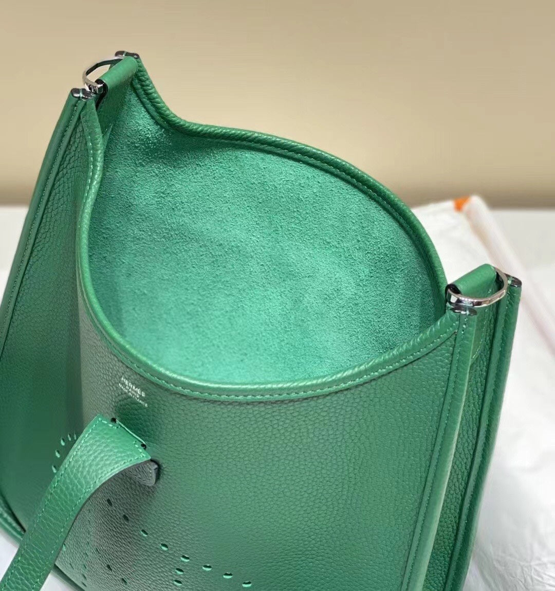 H Evelyne29 new arrival 04 size : 29*30 cm