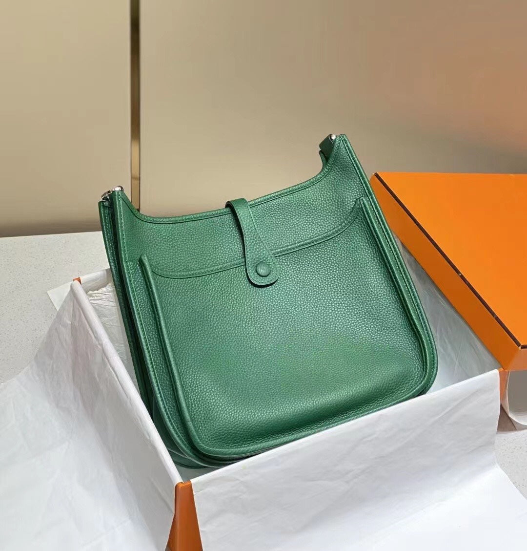 H Evelyne29 new arrival 04 size : 29*30 cm