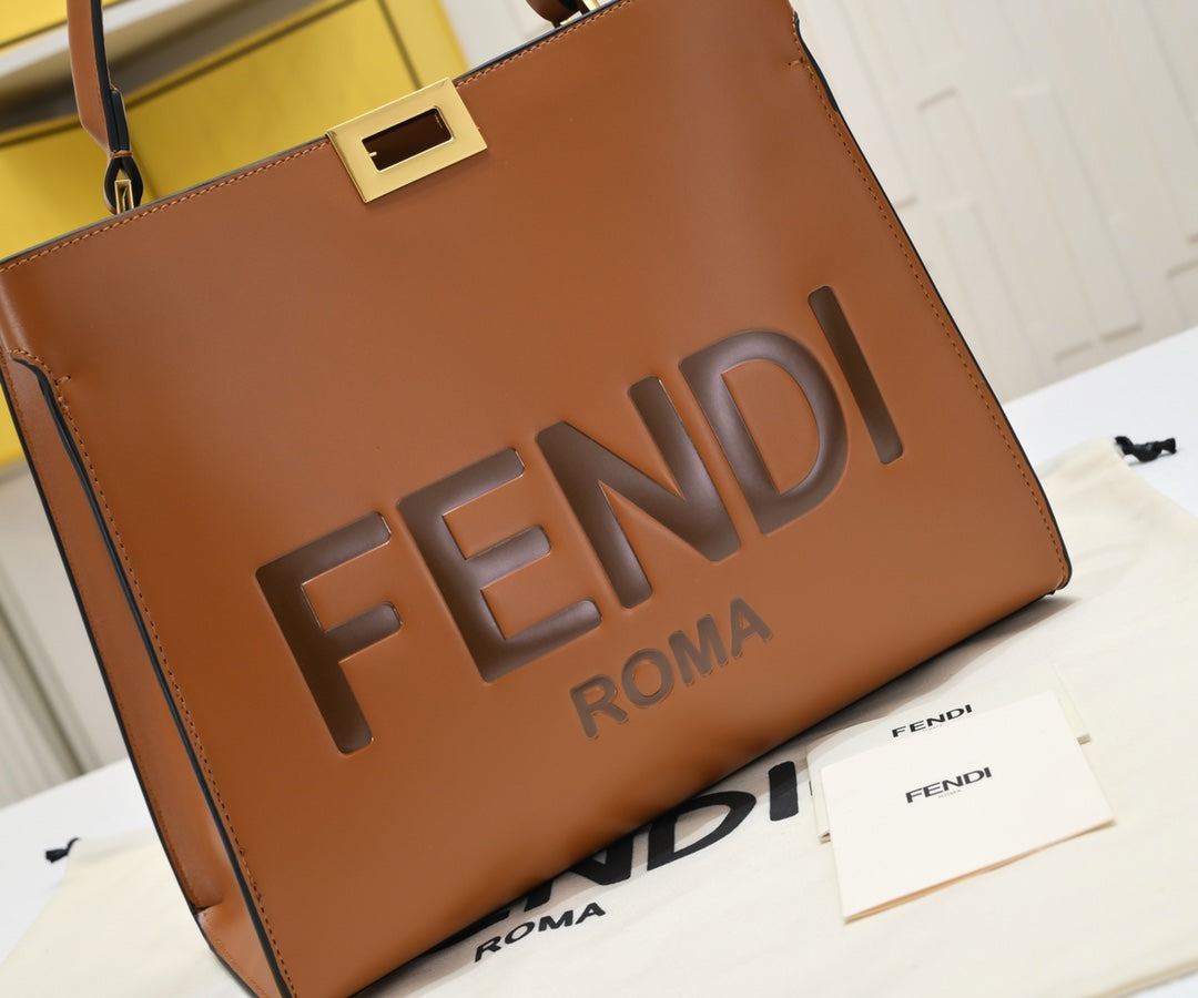 Fen Peekaboo X-Lite new arrival tote bag size : 30cm