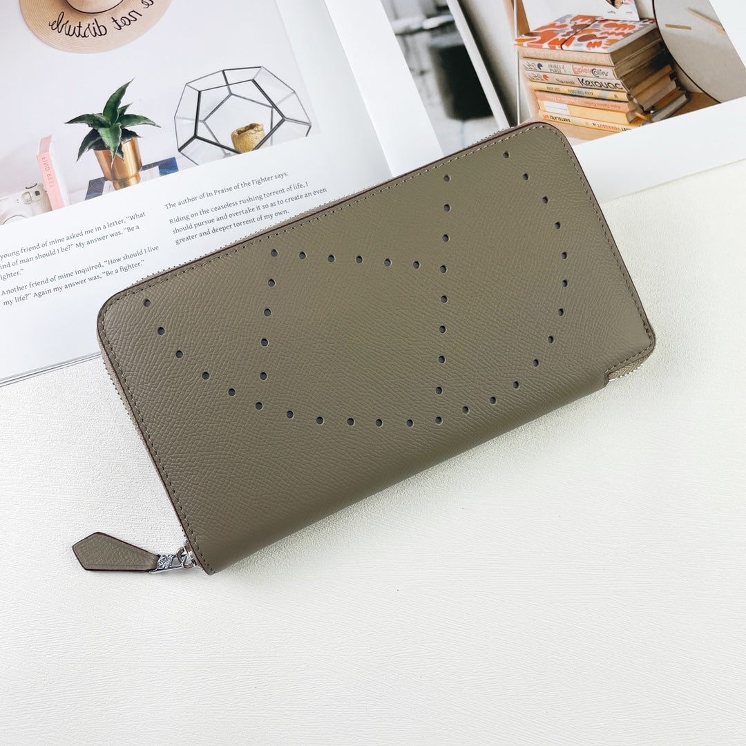H Silk��in Empson-Barenia leather wallets size : 20x11.5x1.5cm