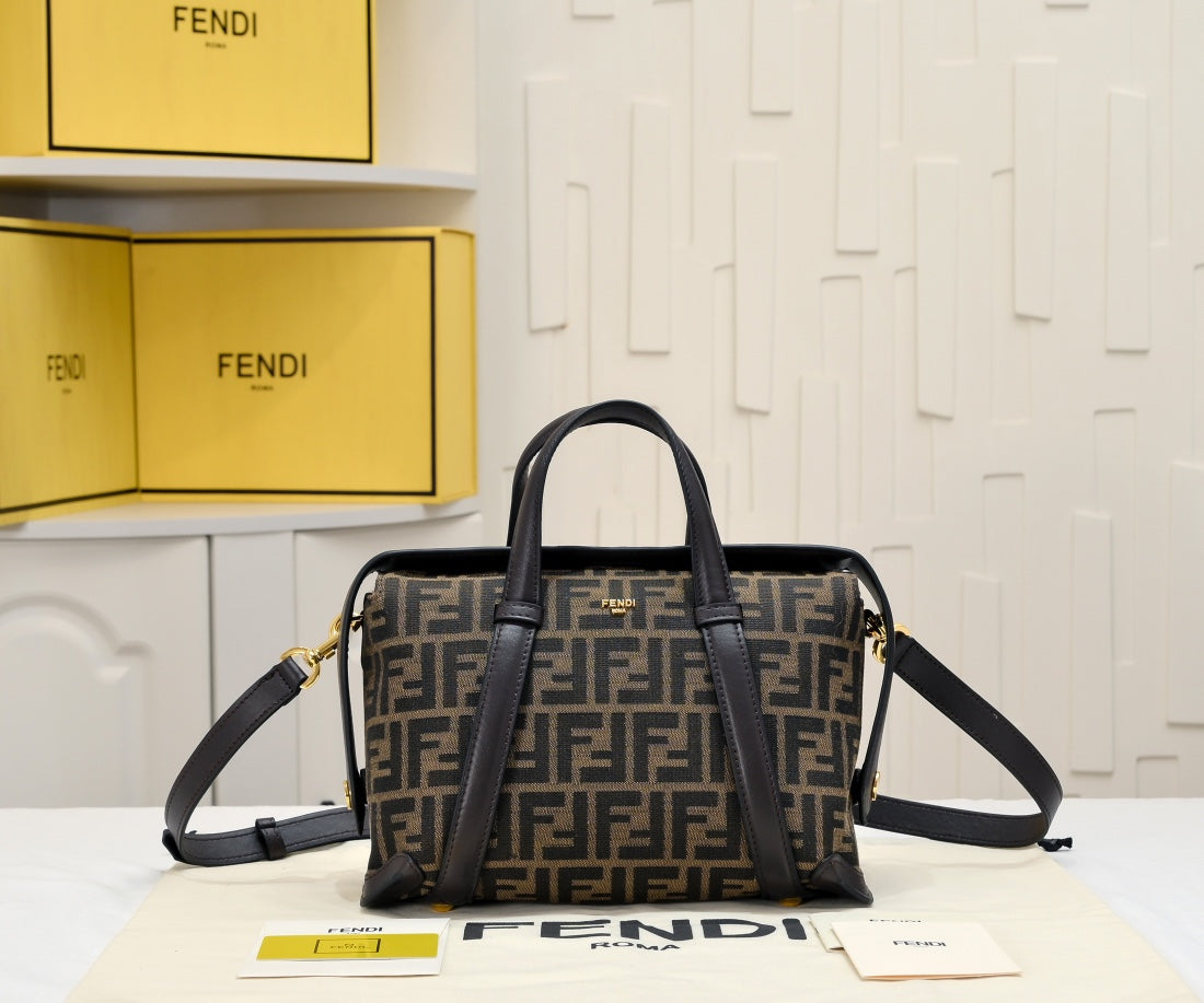 FEN Boston roma size 27.5×25.5×17.5CM