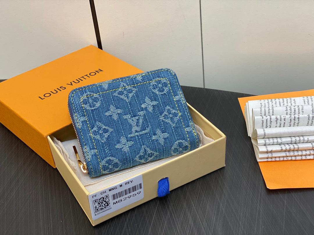 Louis new arrival Zippy Monogram denim wallet size: 11*8.5*2cm