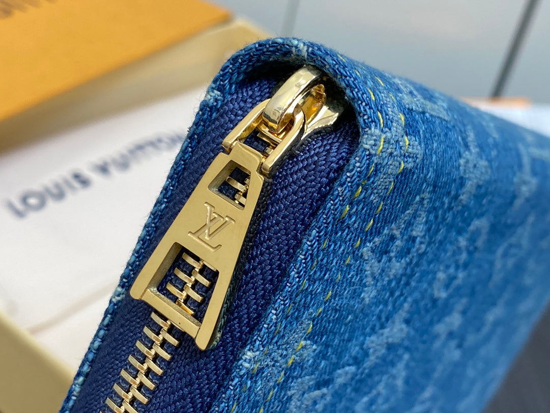 Louis new arrival Zippy Monogram denim wallet size: 19.5*10.5*2.5cm