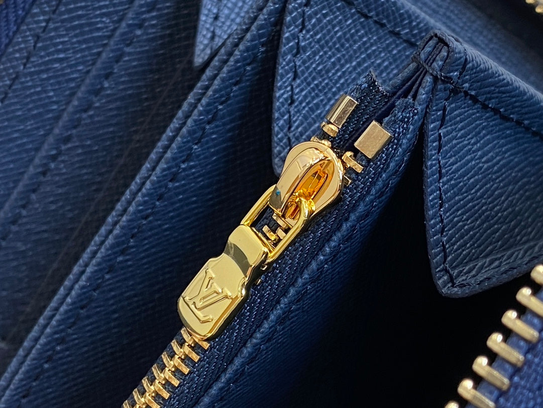 Louis new arrival Zippy Monogram denim wallet size: 19.5*10.5*2.5cm