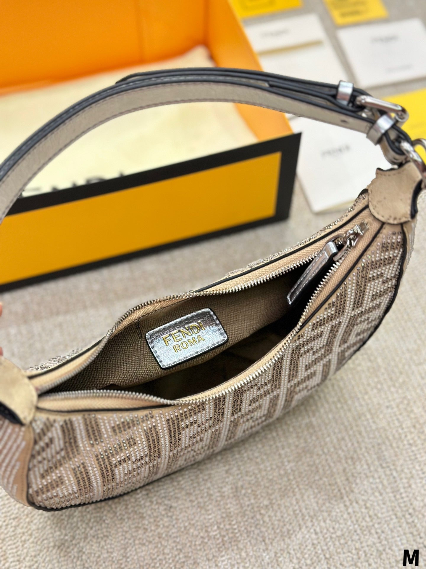 Fen 2024 Fendigraphy new arrival