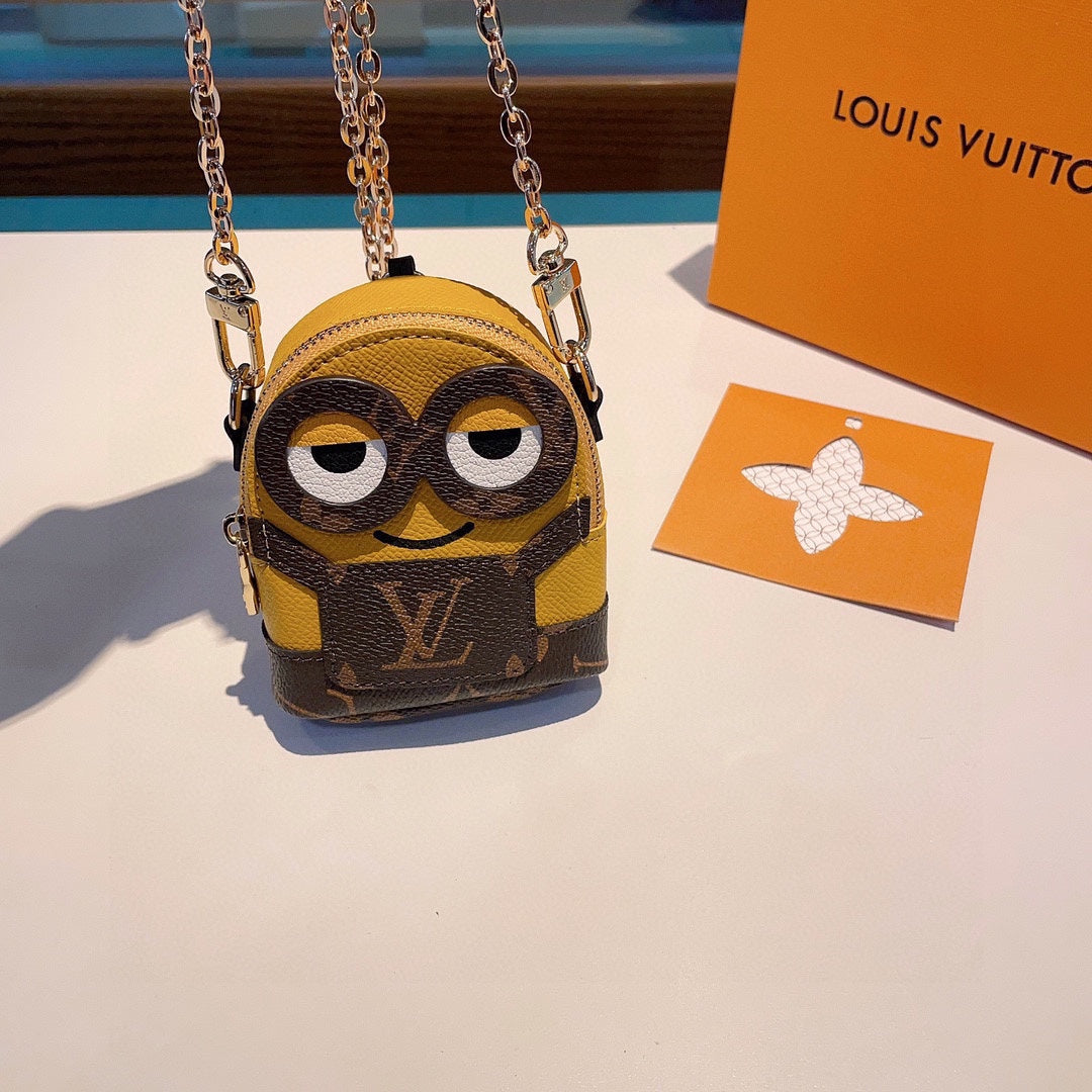 Louis mini wallet size: 12*9 cm