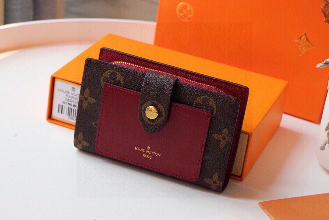 Louis new arrival wallets size: 13.5*9.5*3.5 cm