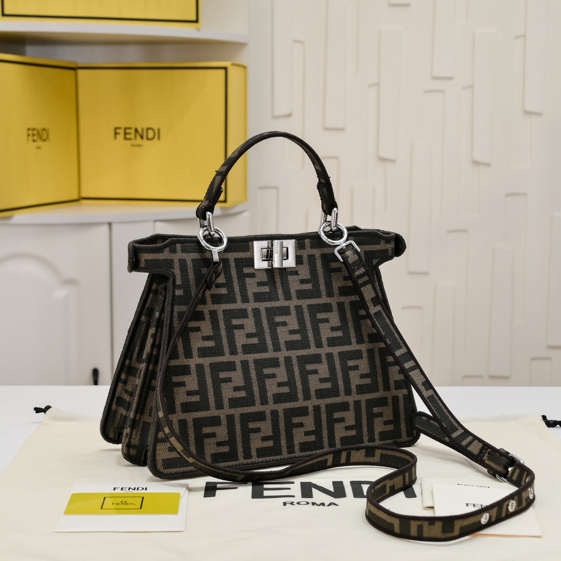 Fen Peekaboo ISeeU Petite diamond tote bag