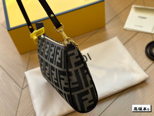 Fen new arrival bag size: 23*14 cm