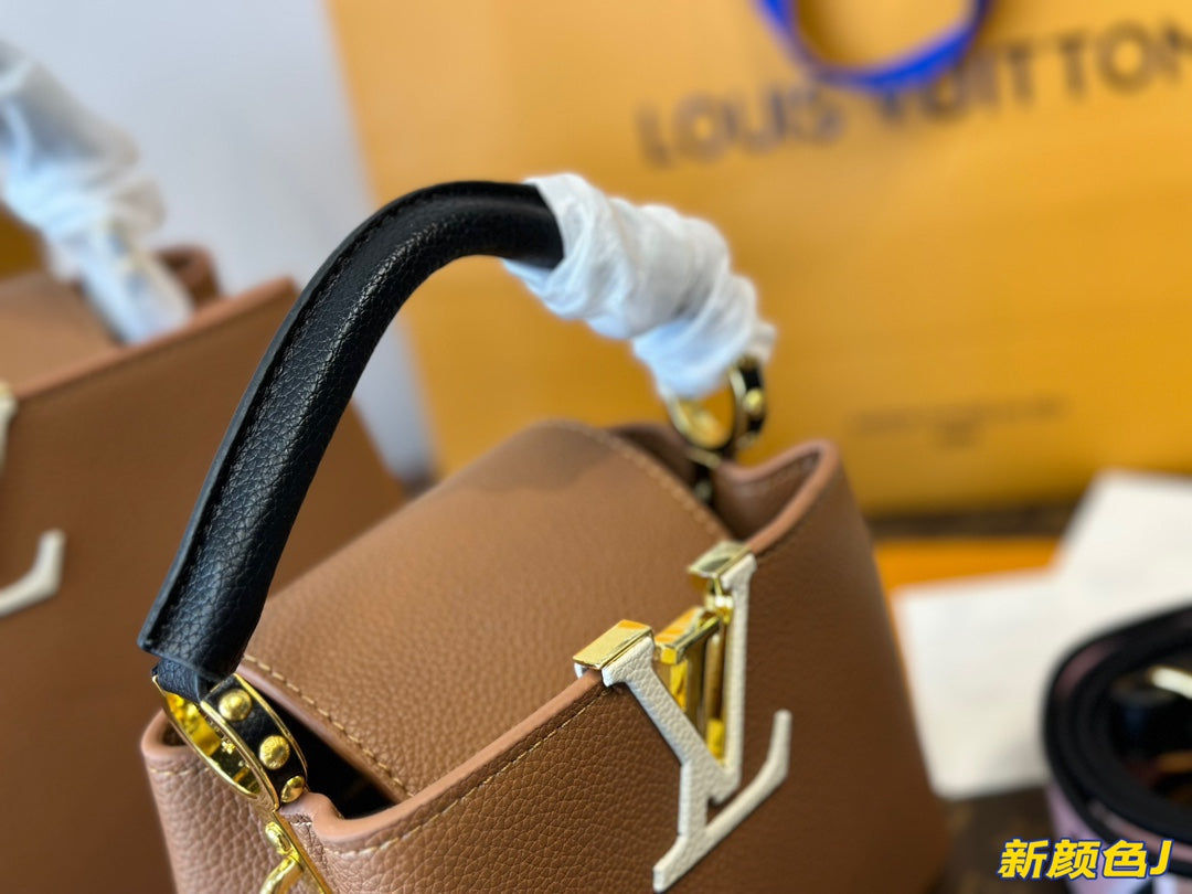 Louis new arrival Capucines monogram bag 02