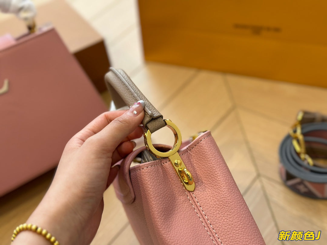 Louis Capucines new arrival bag