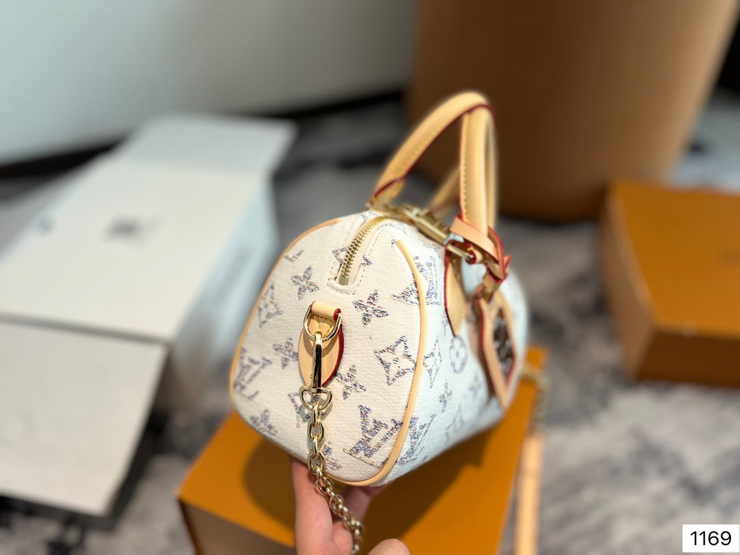 Louis new arrival speedy bag size; 20cm