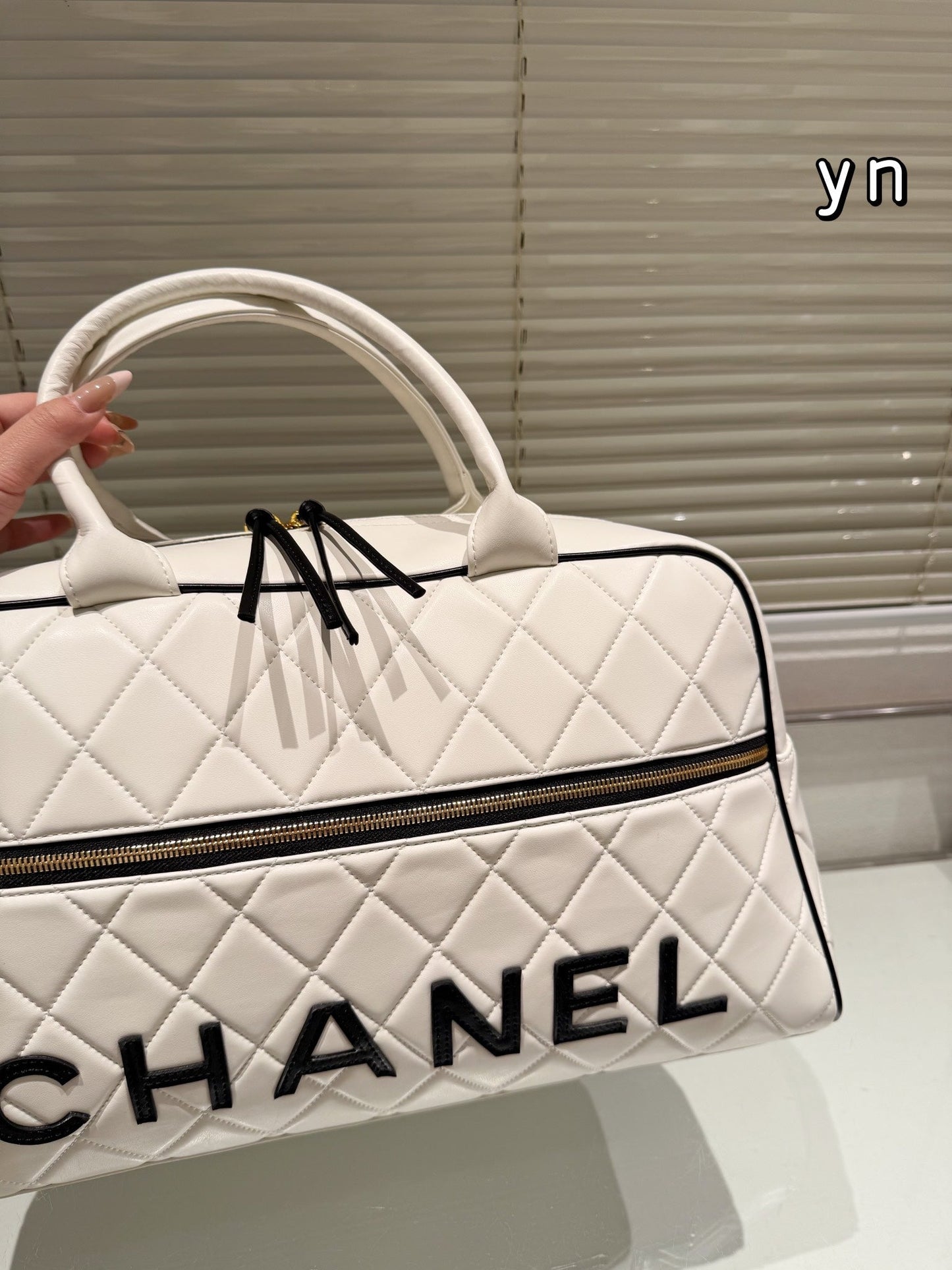 Cc new arrival 24c maxi bag size: 46*27 cm