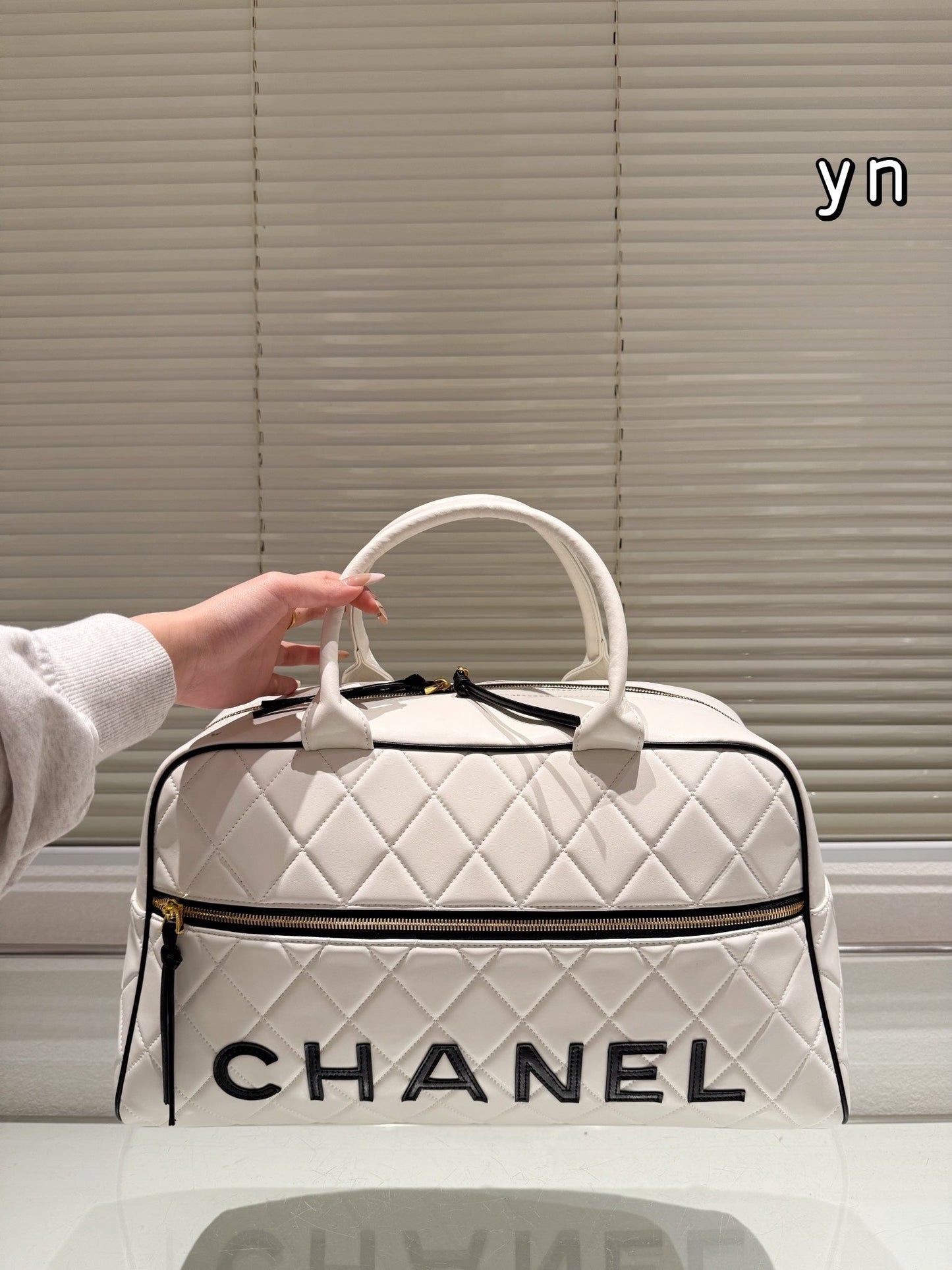 Cc new arrival 24c maxi bag size: 46*27 cm