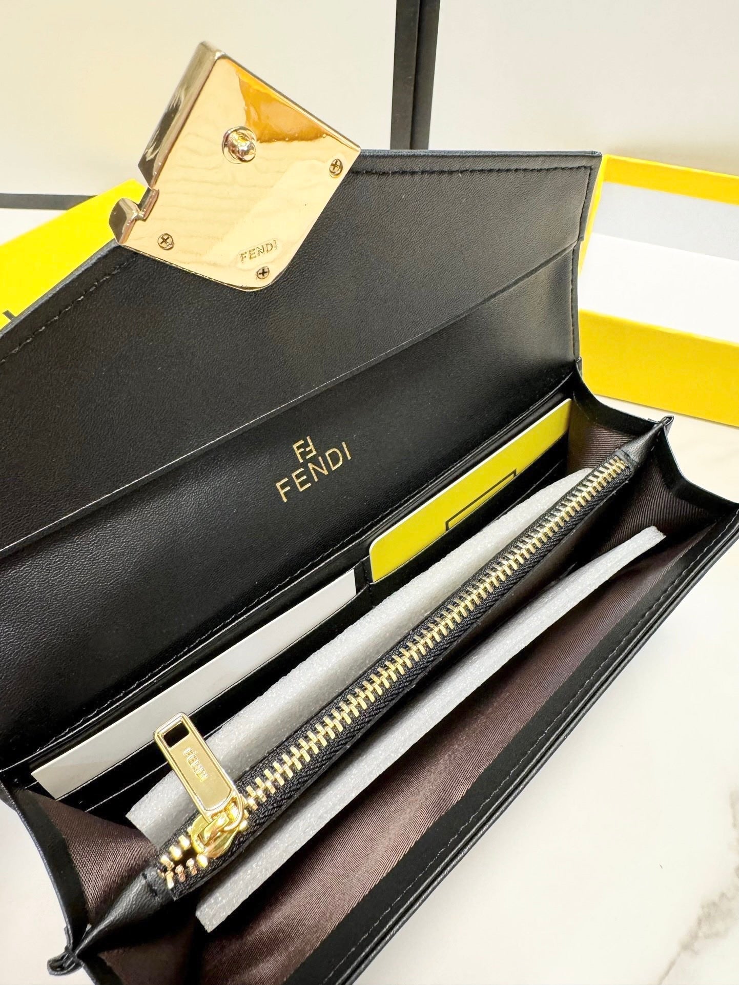 Fen new arrival wallet 010 size: 19*10 cm