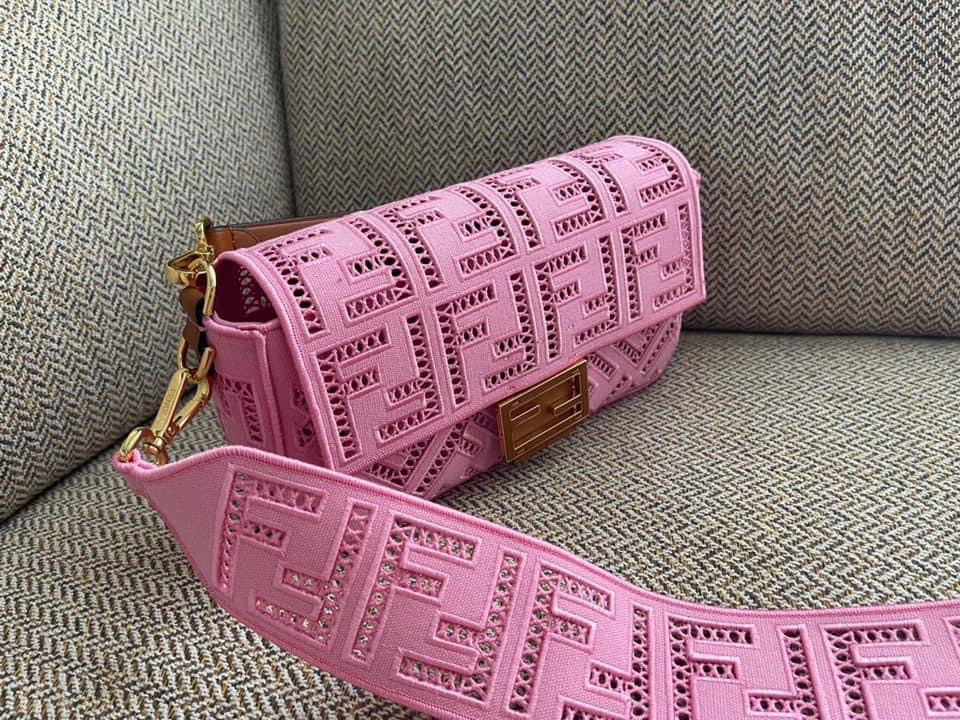 Fd Baguette Bag